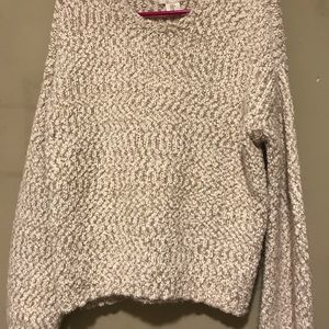 super cute fall / winter / spring sweater